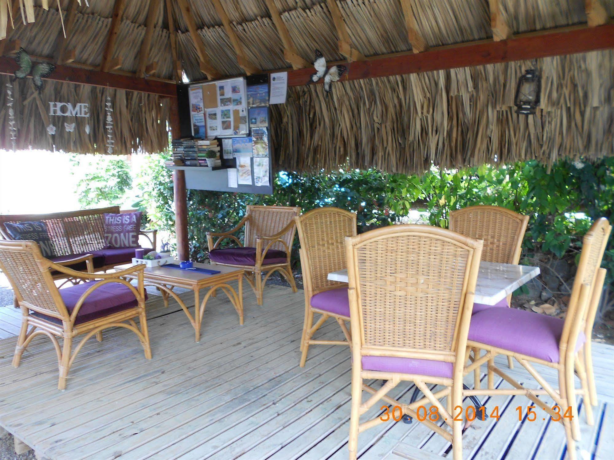 Botanique Bungalows Westpunt Bagian luar foto
