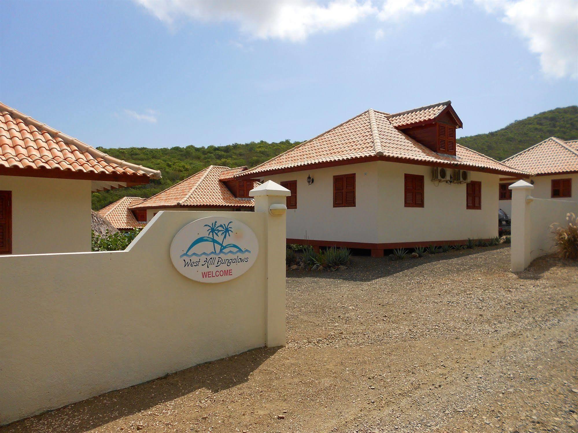 Botanique Bungalows Westpunt Bagian luar foto